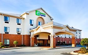 Holiday Inn Express in Forest City Nc